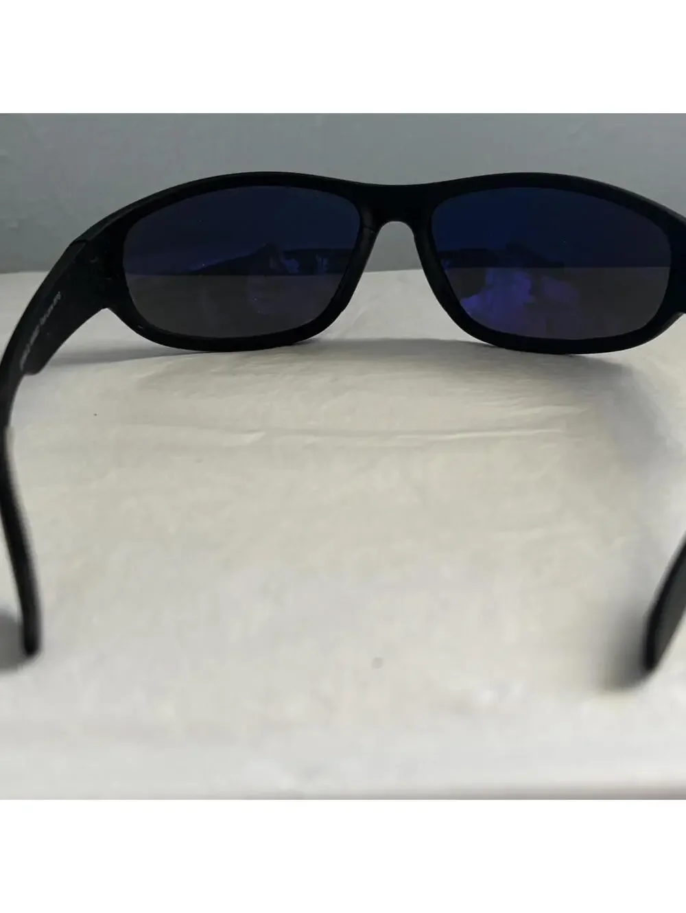 Foster Grant Men's Black Sunglass